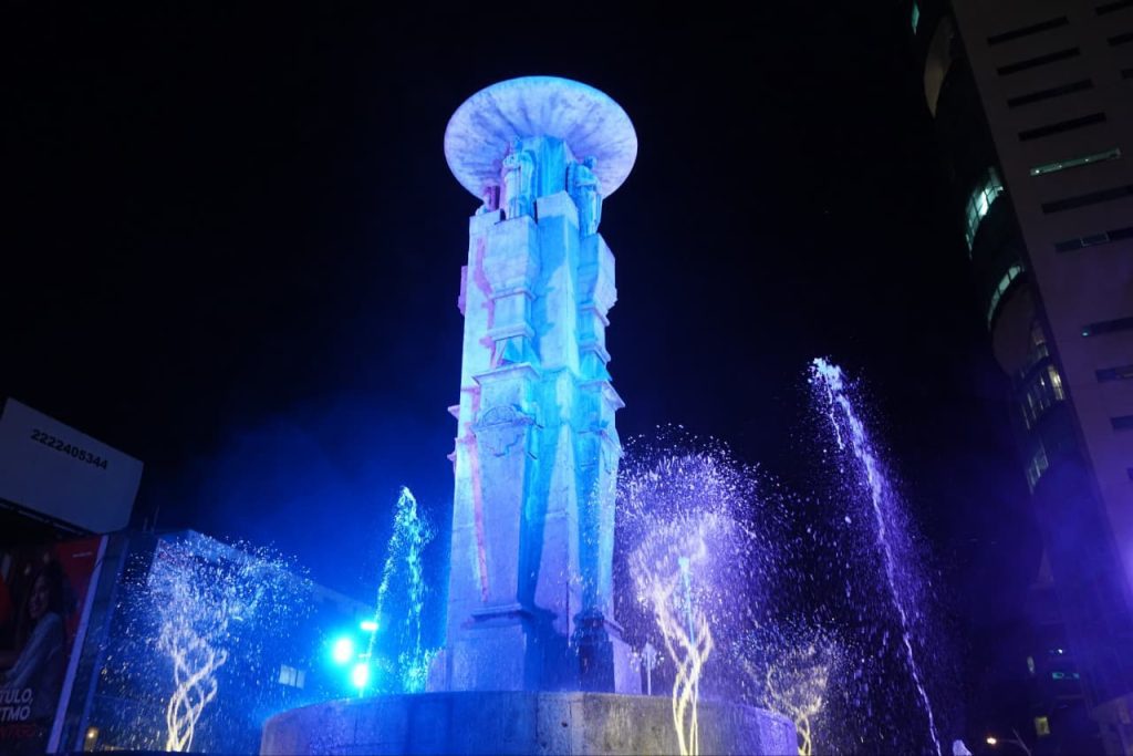 Inauguran mantenimiento integral de la Fuente de los Frailes