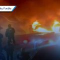 Incendio en bodega de tubos de plásticos provoca desalojo de habitantes en San Matías Cocoyotla
