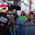 Luchadores poblanos llevan alegría a niñas, niños y jóvenes del SEDIF