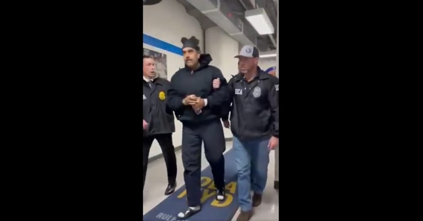 Video muestra a Nicolás Maduro bajo custodia en la DEA de Nueva York