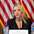 Nicolás Maduro responderá por cargos de narcoterrorismo: Pam Bondi