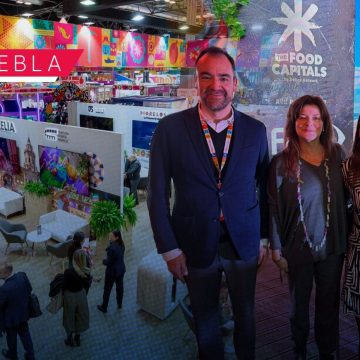 Puebla brilla en Madrid: Impulsa el turismo gastronómico y religioso de la capital poblana en FITUR