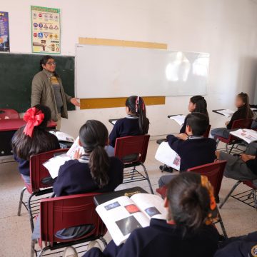 Regreso a clases el lunes 12 de enero: Horario invernal y recomendaciones contra enfermedades respiratorias