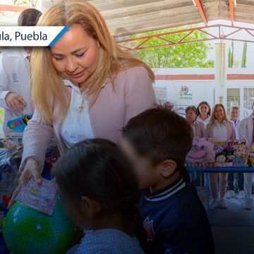 USEP realiza entrega de juguetes a niñas y niños de San Pedro Cholula