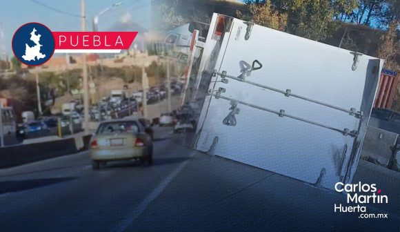 Volcadura de camioneta de carga deja un herido y caos vial en Periférico Ecológico