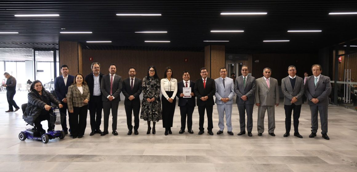 Ante Comisión del Congreso comparece el titular de la Secretaría de Infraestructura