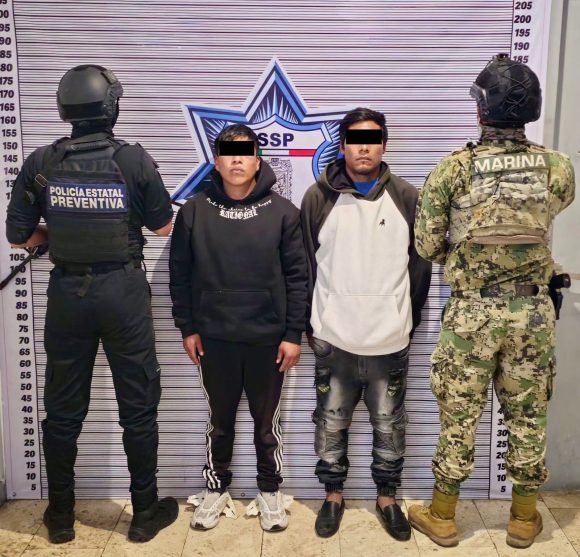 Detienen SSP y SEMAR a dos presuntos narcomenudistas de la capital