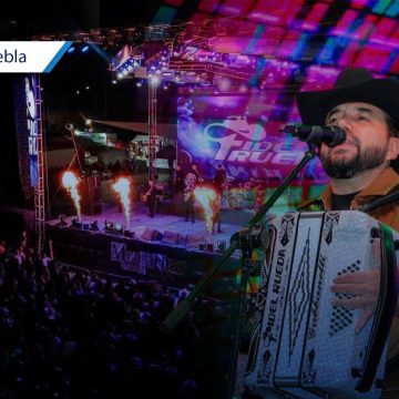 Fidel Rueda logra lleno total en ‘Las Mascaritas’ en Huejotzingo