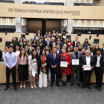 WhatsApp Image 2026-01-26 at 5.04.08 PM (1) Recibe diputado Pavel Gaspar a estudiantes de la BUAP que participaron en el programa “Diputado por un Día”