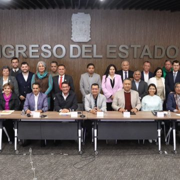 Realizan Congreso y SNTE Puebla reunión para armonizar Ley de Autonomía Sindical