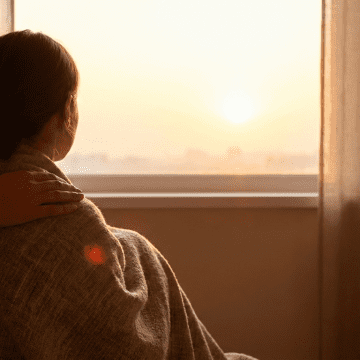 ¿Te sientes sin energía y sin interés? Podría no ser cansancio, sino depresión