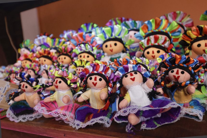 ¡Celebra el Día de Reyes en Puebla! Expoventa de artesanías y juguetes mexicanos
