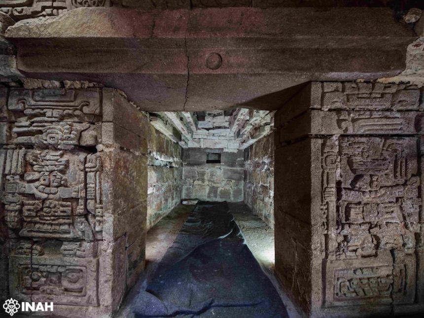 Hallazgo histórico en Oaxaca: Descubren tumba zapoteca del año 600 con murales intactos