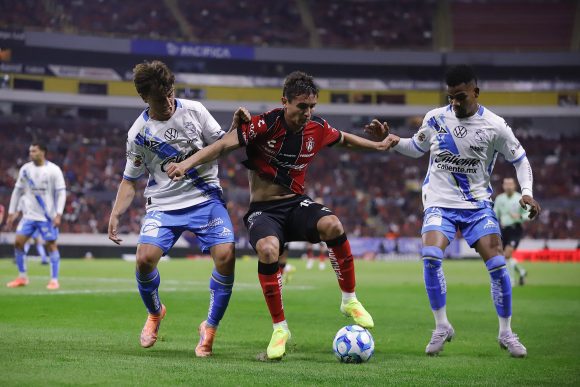 Puebla cae ante Atlas en el inicio del Clausura 2026