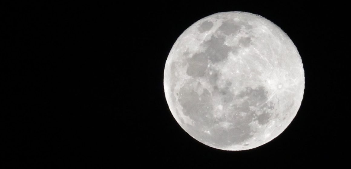 ¿Listo para mirar al cielo? Así será la Luna de Nieve 2026 en México