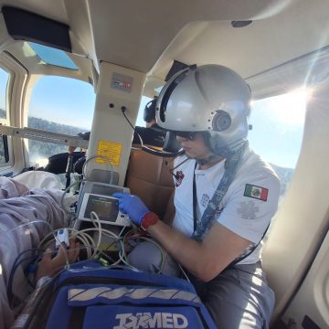 Paciente embarazada de Huauchinango es atendida oportunamente con traslado médico aéreo