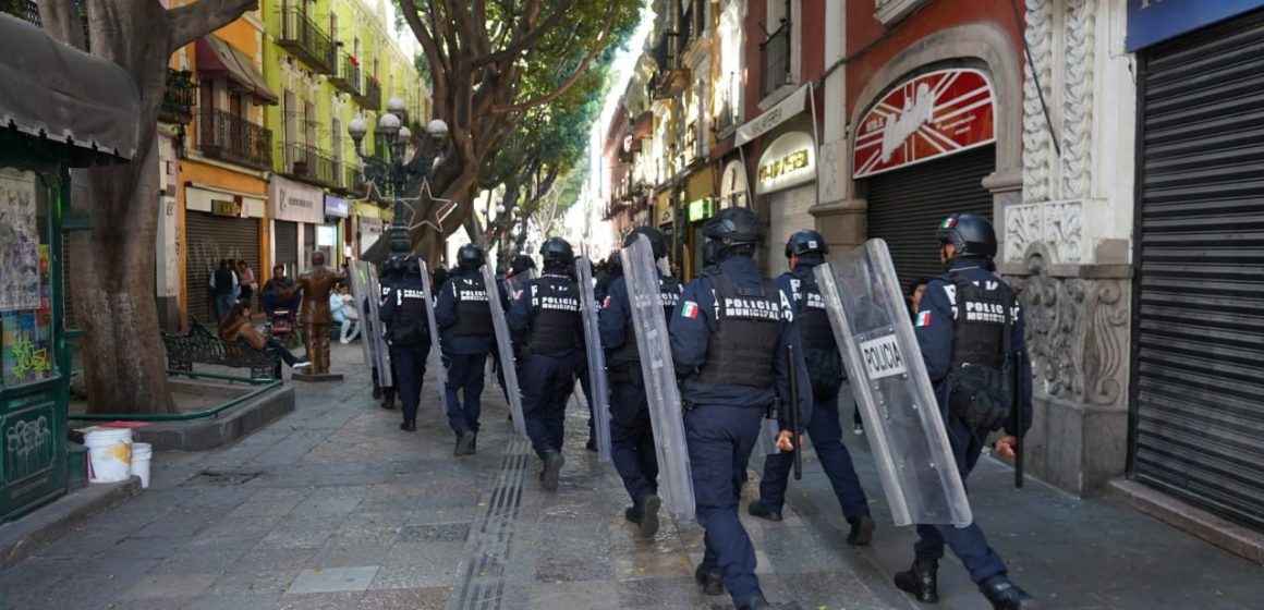 Puebla recupera su Centro Histórico: Gobierno municipal verifica retiro de vendedores ambulantes en 5 de Mayo