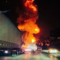 Explosión de pipa con gas LP provoca cierre total de la autopista México-Querétaro