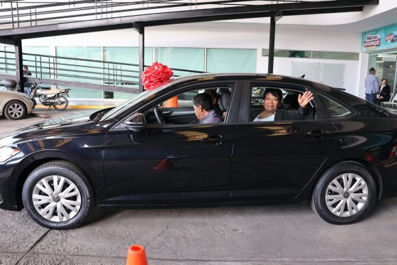 Agua de Puebla entregó el automóvil último modelo del Sorteo “Pago Anual Anticipado 2026”