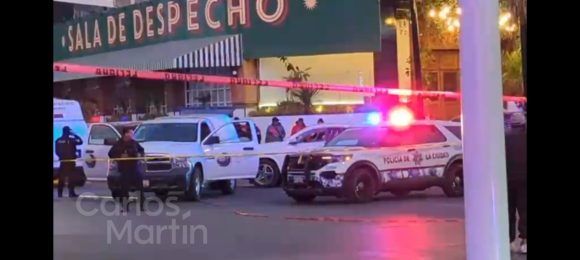 Ataque armado en la zona de Angelópolis deja tres muertos afuera de Sala de Despecho