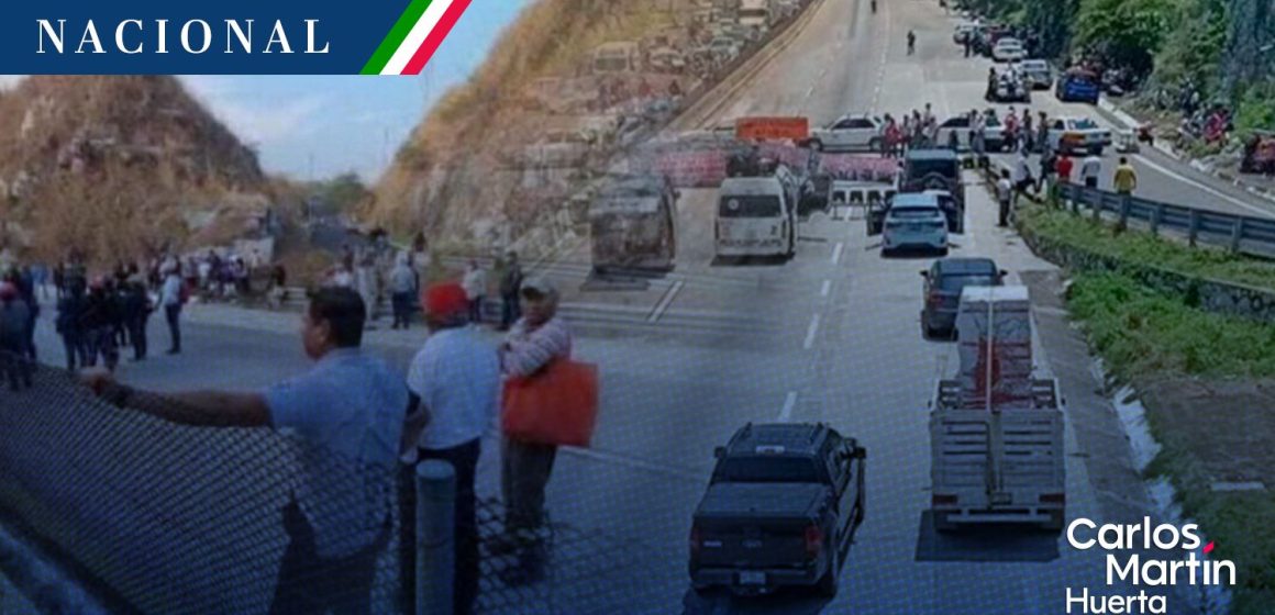 Bloqueo Autopista del Sol Bloquean la Autopista del Sol en pleno regreso del puente
