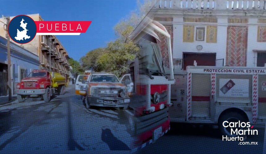 Bomberos sofocan incendio en casona del Centro Histórico de Puebla; investigan causas