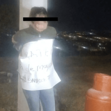 Detienen y amarran a presunta ladrona en Barranca Honda