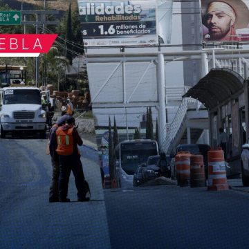 Continúan cierres viales en el Bulevar Atlixco por obras de rehabilitación