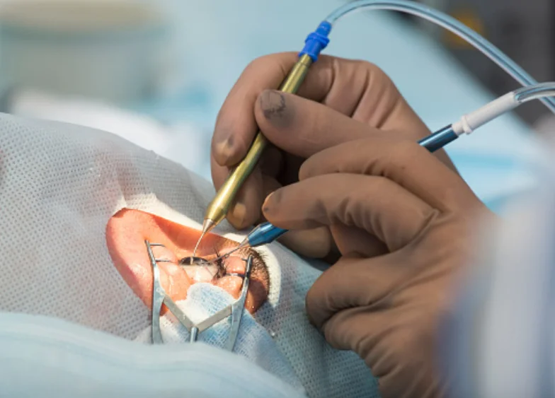 Desarrollan inyección ocular para restaurar la visión 