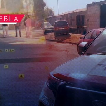 Comando balea e incendia vehículos en Geovillas del Sur