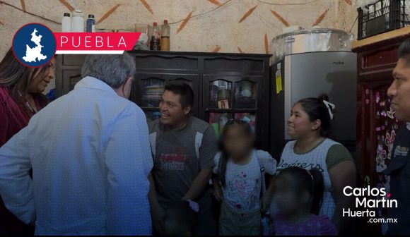 Gobierno estatal brinda atención cercana y permanente a familias en Huauchinango