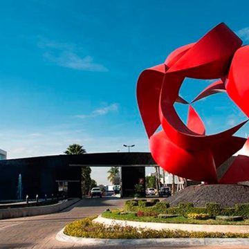 Golpiza en Lomas de Angelópolis: Vecino y amigos mandan al hospital a dos guardias por no levantar la pluma