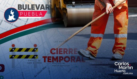 Intensa carga vehicular por obras en el Bulevar Atlixco; permanece cierre parcial