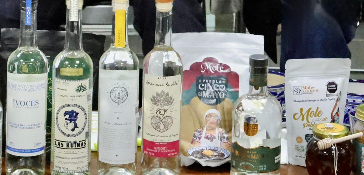 Mezcal poblano líder nacional con 118 municipios con denominación de origen