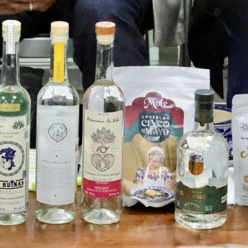 Mezcal poblano líder nacional con 118 municipios con denominación de origen