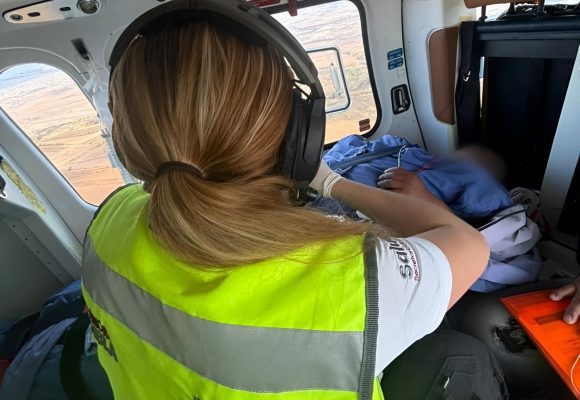 Mujer lesionada en explosión es trasladada vía aérea desde Huauchinango