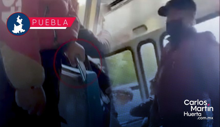 Pasajeros de la Ruta Azteca se arman de valor y enfrentan a abuelito armado