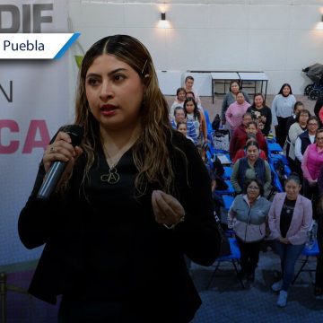 SMDIF Cuautlancingo fortalece la formación docente: Capacitan a maestras de los CAIC