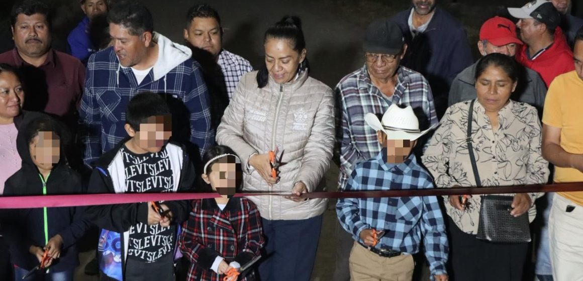 Con inversión en caminos rurales, Ariadna Ayala impulsa el desarrollo agrícola en Atlixco