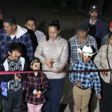 Con inversión en caminos rurales, Ariadna Ayala impulsa el desarrollo agrícola en Atlixco