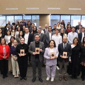 Presentan en el Congreso del Estado el libro “Grávida”