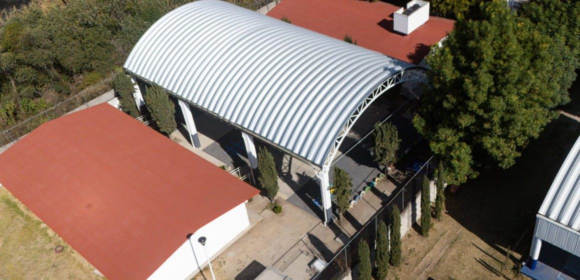 Lupita Cuautle entrega megadomo en CAIC de Concepción La Cruz, San Andrés Cholula