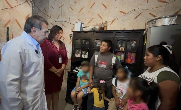 Salud Puebla supervisan recuperación de menores en sus hogares