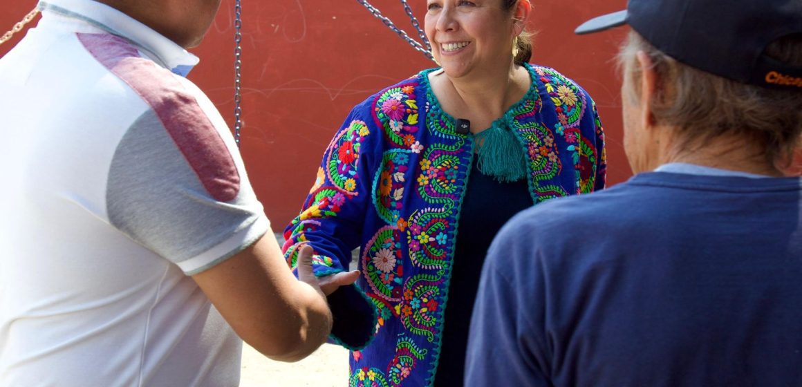 Programa de Obra Comunitaria fortalece convivencia familiar: Laura Artemisa