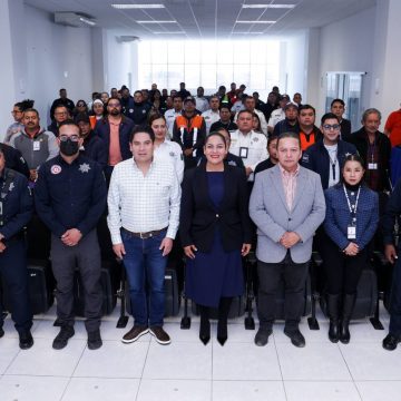 Lupita Cuautle clausura curso estratégico en atención de emergencias