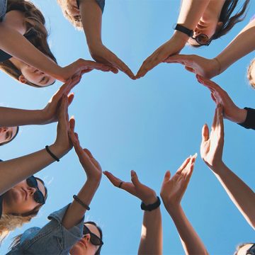 Mucho más que “likes”: El peligro de los vínculos superficiales en la era digital