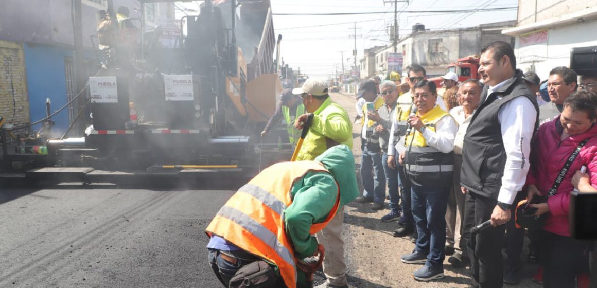 Pavimentación integral en la 7 Norte y 80 Poniente transforma movilidad en Puebla