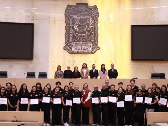 Congreso del Estado reconoce mérito académico del nanosatélite Gxiba-1