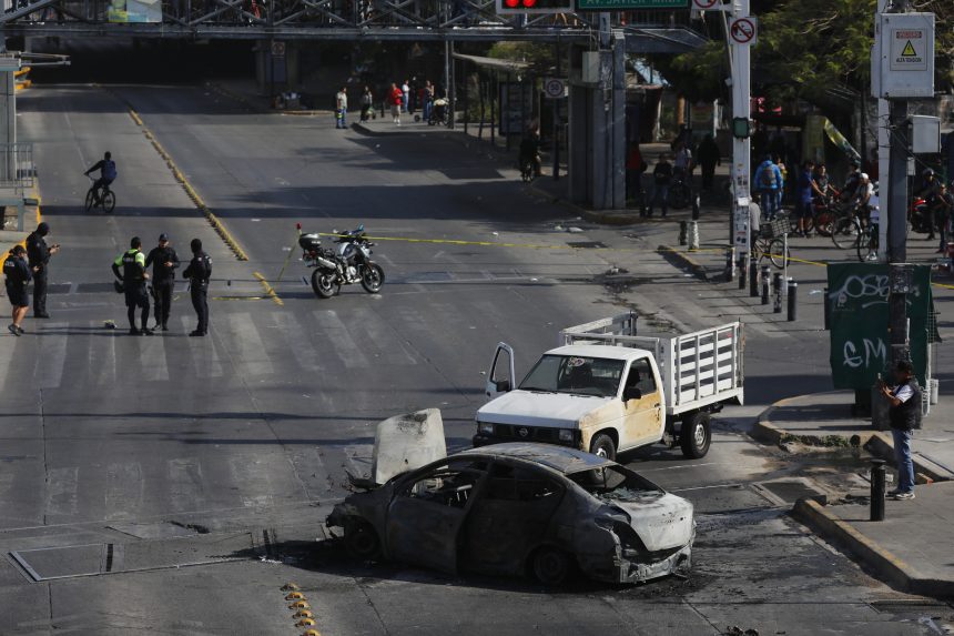 Bloqueos en carreteras de Jalisco disminuyen; autoridades reportan 83% de vías liberadas