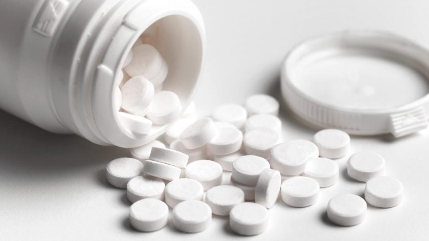 Cofepris emite alerta sanitaria tras robo de lote de Ibuprofeno en la autopista México-Puebla